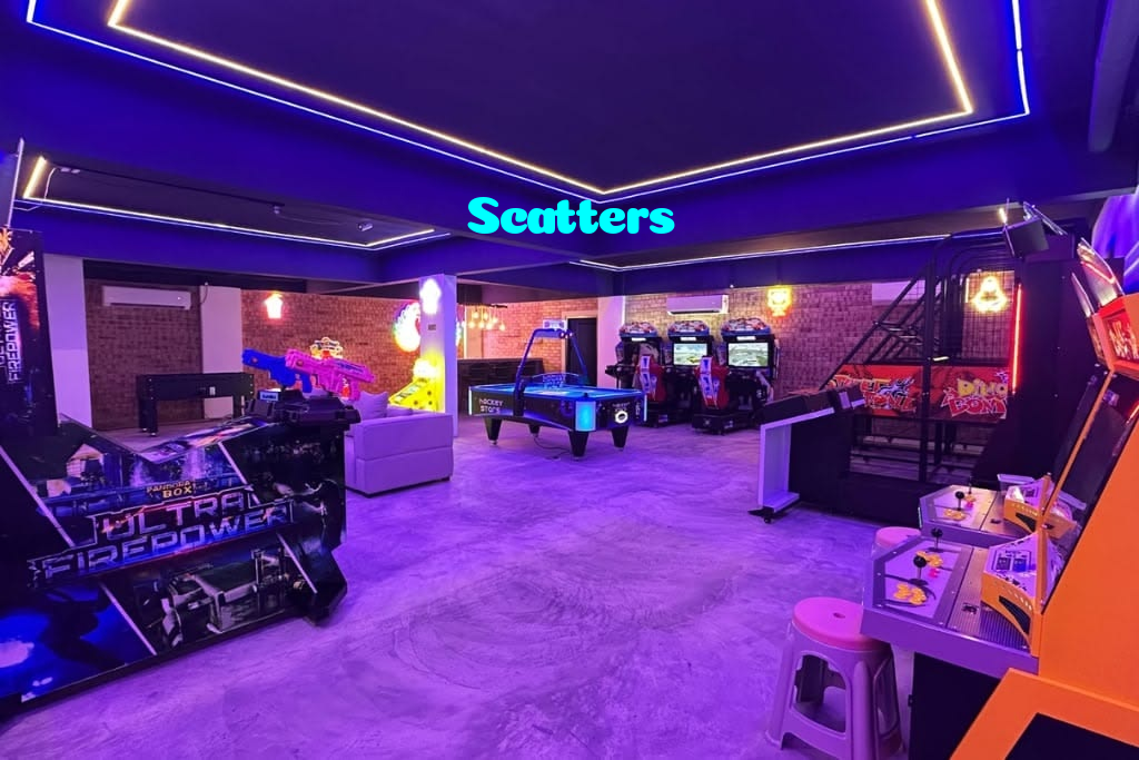 Scatters casino presented on mobile device in Pakistan with slots and live games